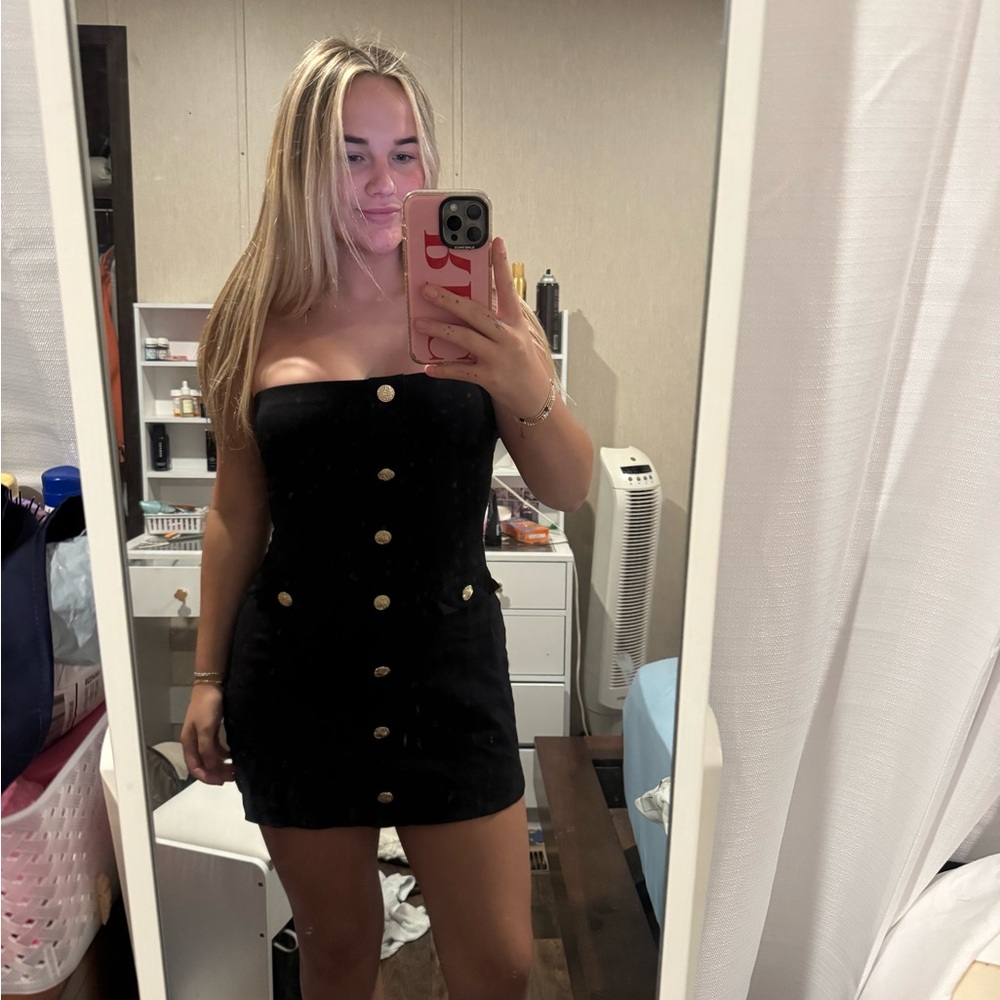 Elegant Black Strapless Dress